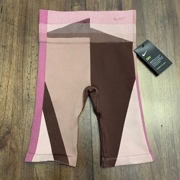 Nike | Icon Clash Training Shorts - Picture 4 of 8